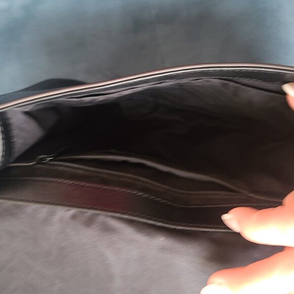 Rebecca Minkoff Iridescent Holograph Love Black /Oil Slick Leather Bag and Dust - Picture 9 of 15